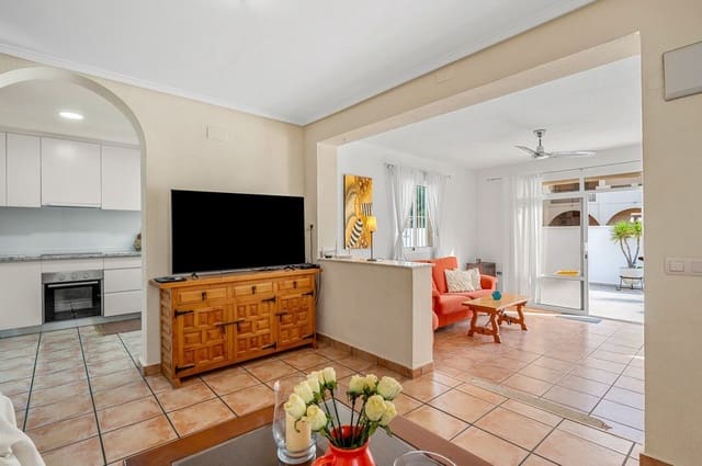 4 quarto Moradia para venda em La Zenia, Orihuela com piscina - 359 000 € (Ref: 10022651)
