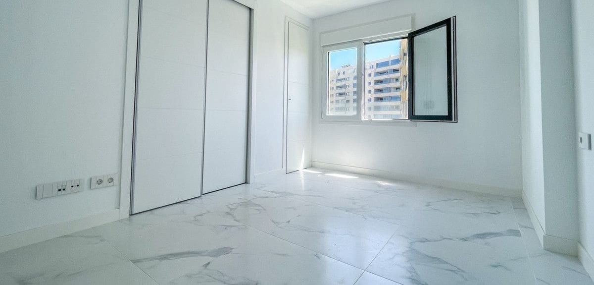 3 quarto Apartamento para venda em Orihuela Costa com piscina - 579 900 € (Ref: 10022654)