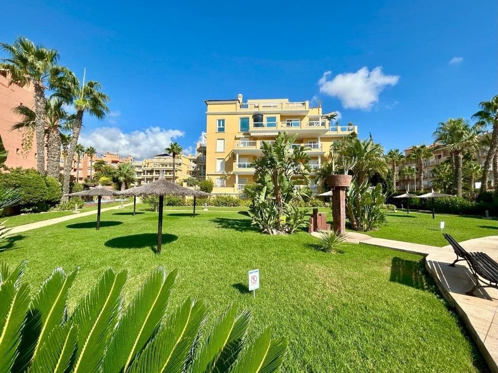 3 chambre Appartement à vendre à Campoamor avec piscine - 595 000 € (Ref: 10022657)