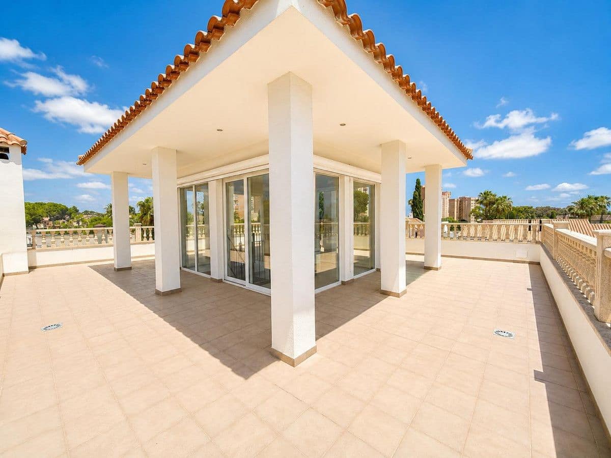 4 slaapkamer Villa te koop in Pilar de la Horadada met zwembad - € 1.225.000 (Ref: 10022660)
