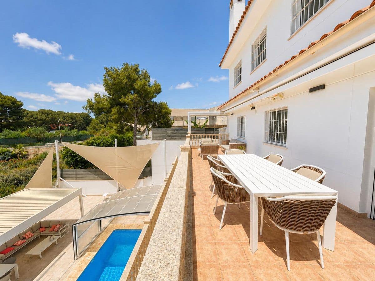 4 slaapkamer Villa te koop in Pilar de la Horadada met zwembad - € 1.225.000 (Ref: 10022660)