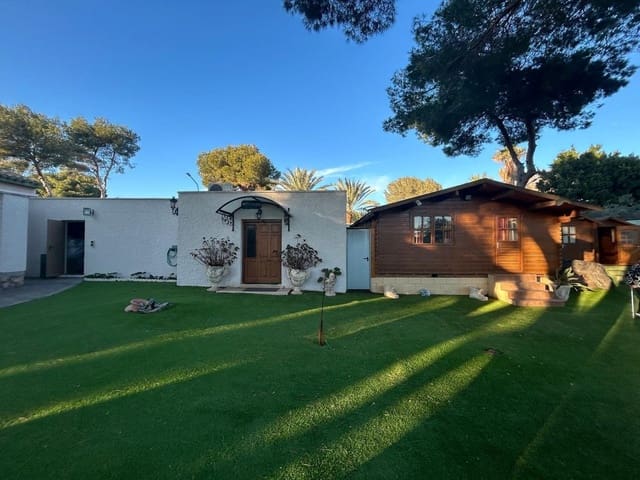 3 bedroom Villa for sale in Campoamor, Orihuela with pool - € 985,000 (Ref: 10022661)
