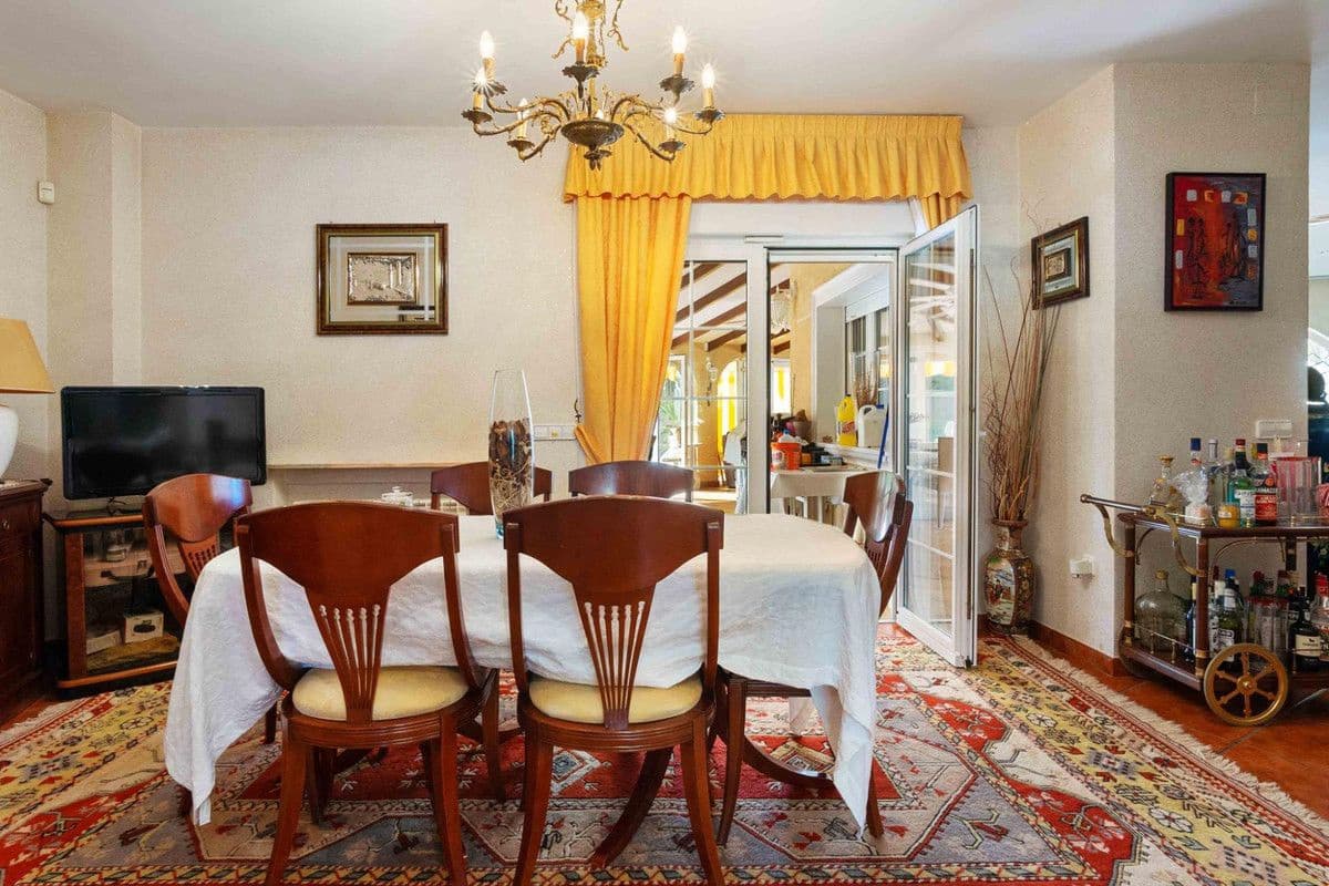 3 sypialnia Willa na sprzedaż w Cabo Roig z basenem - 1 550 000 € (Ref: 10022666)