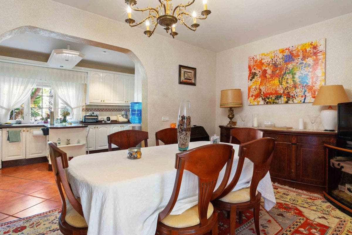 3 sypialnia Willa na sprzedaż w Cabo Roig z basenem - 1 550 000 € (Ref: 10022666)