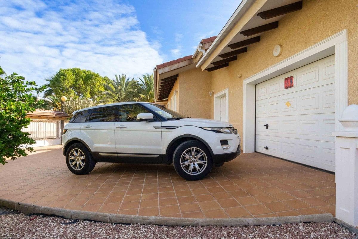 3 sypialnia Willa na sprzedaż w Cabo Roig z basenem - 1 550 000 € (Ref: 10022666)