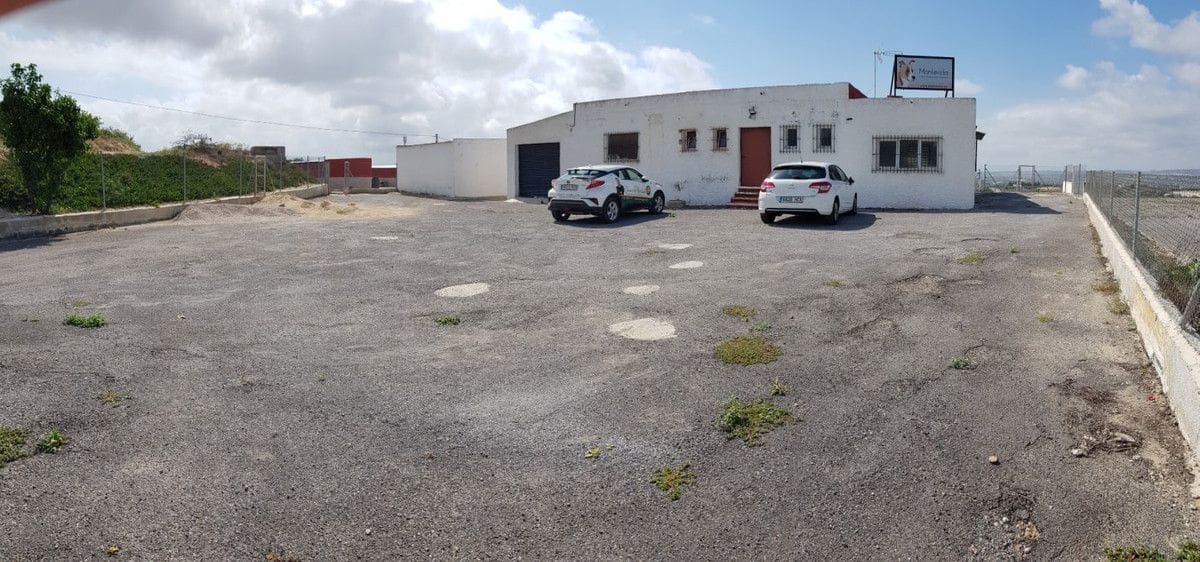 2 sovrum Finca/Hus på landet till salu i Los Montesinos - 380 000 € (Ref: 10022668)