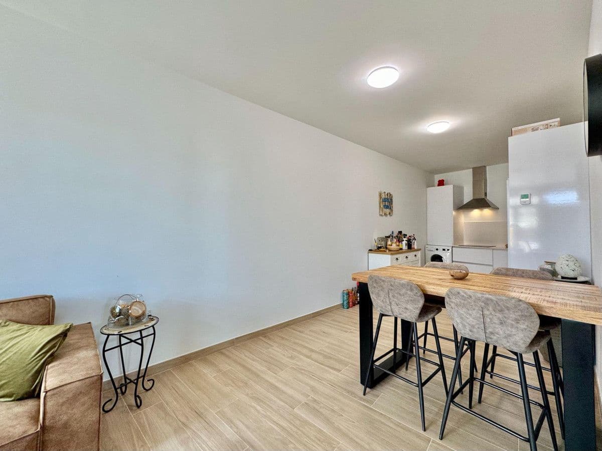 Apartamento de 2 habitaciones en Santiago de la Ribera en venta - 225.000 € (Ref: 10022673)