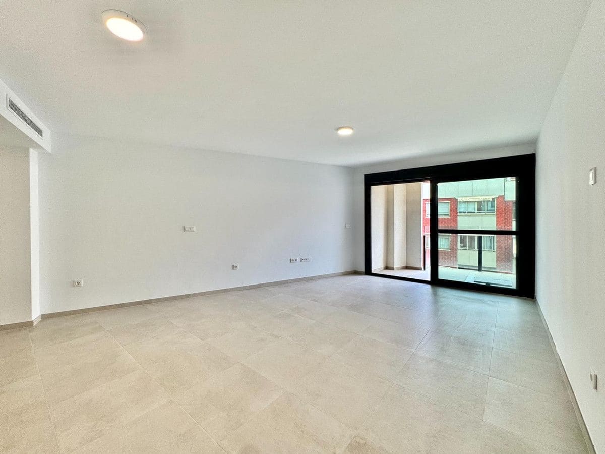 3 slaapkamer Appartement te koop in Alicante stad met zwembad - € 320.000 (Ref: 10022675)