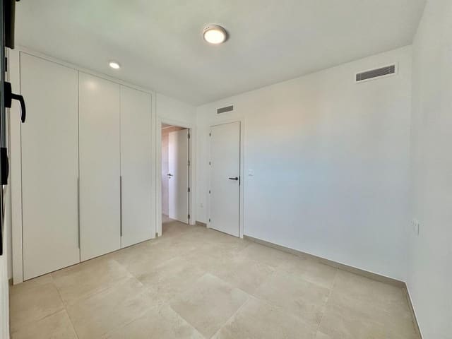 3 slaapkamer Appartement te koop in Alicante stad met zwembad - € 320.000 (Ref: 10022675)