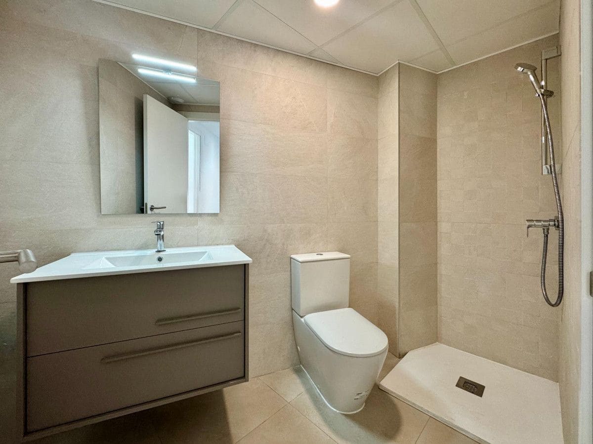 3 slaapkamer Appartement te koop in Alicante stad met zwembad - € 320.000 (Ref: 10022675)