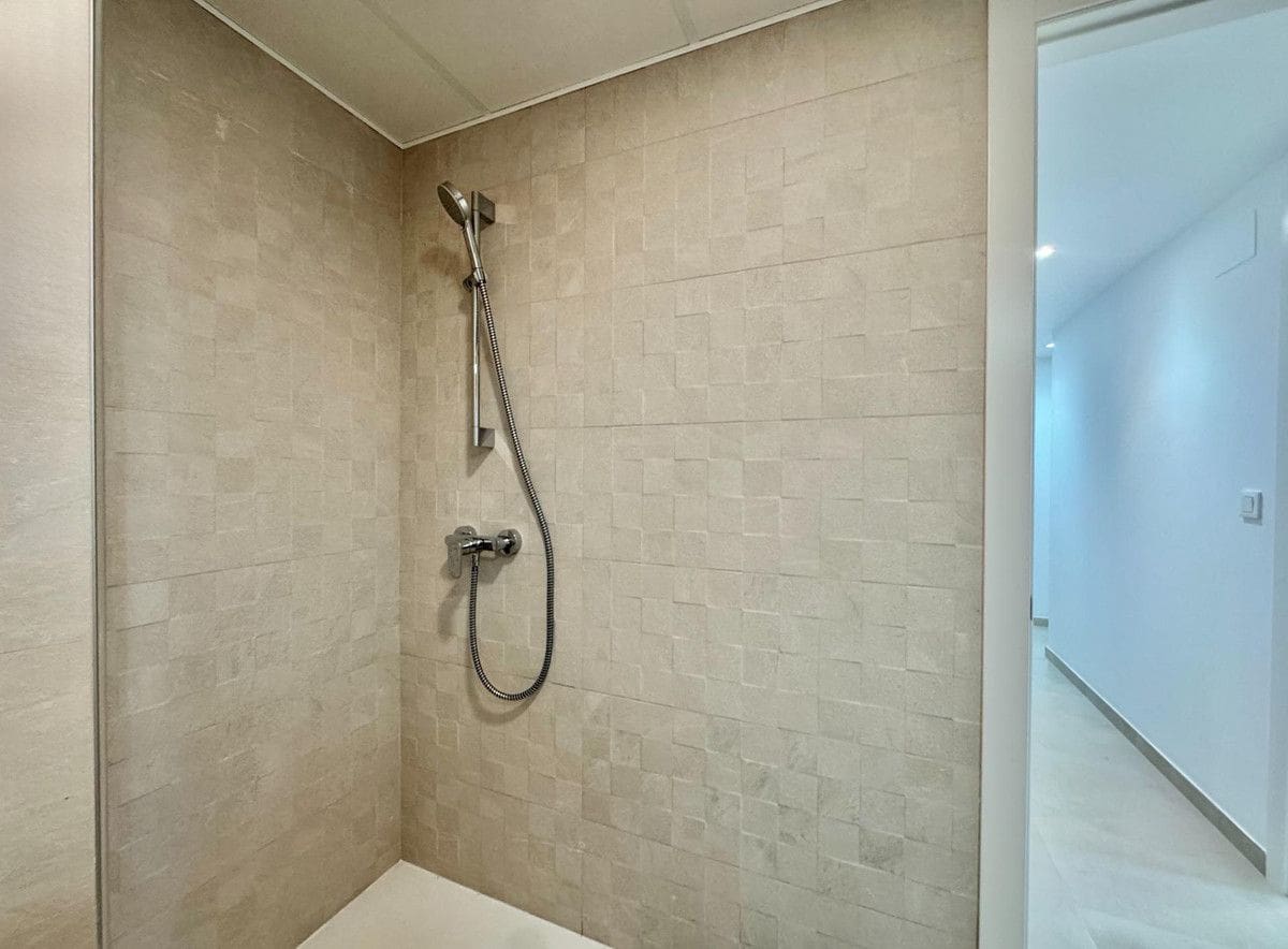 3 slaapkamer Appartement te koop in Alicante stad met zwembad - € 320.000 (Ref: 10022675)