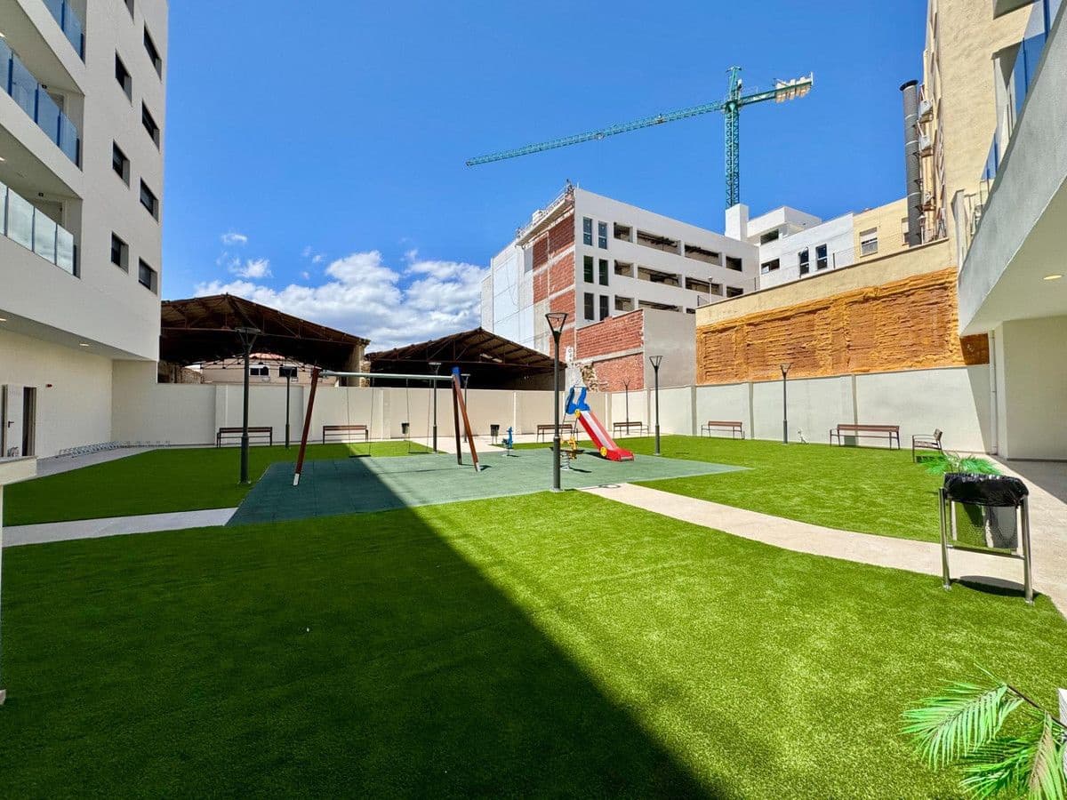 3 slaapkamer Appartement te koop in Alicante stad met zwembad - € 320.000 (Ref: 10022675)