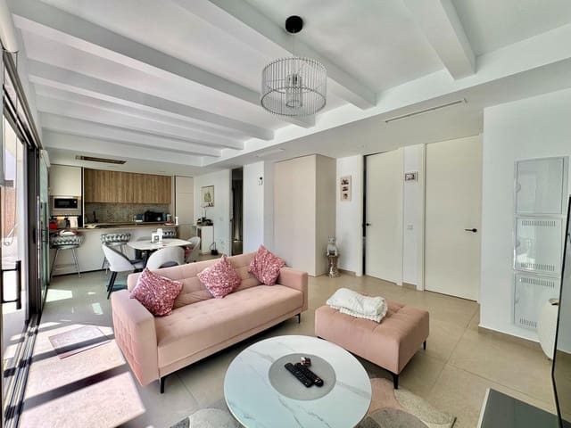 3 bedroom Villa for sale in Las Filipinas with pool - € 524,900 (Ref: 10022676)