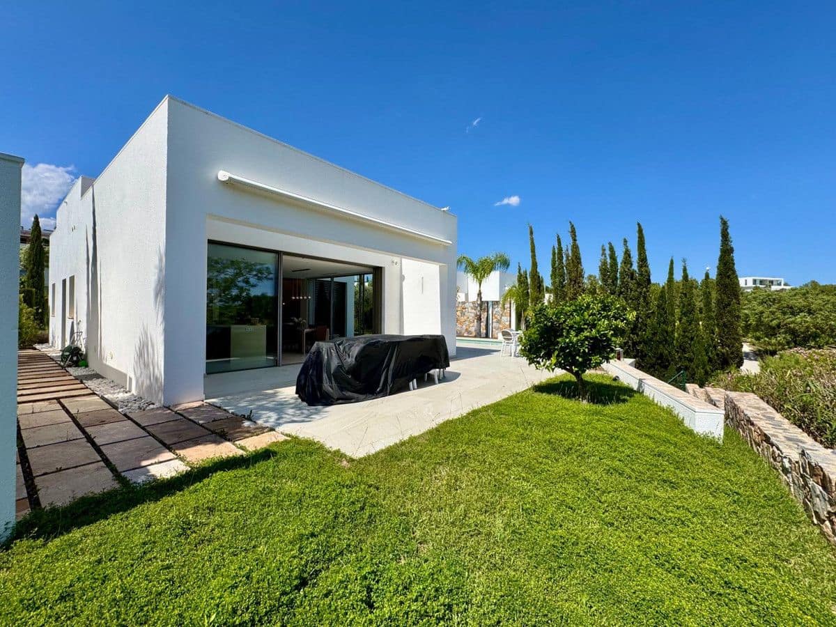 3 sypialnia Willa na sprzedaż w Las Colinas Golf z basenem - 1 390 000 € (Ref: 10022677)