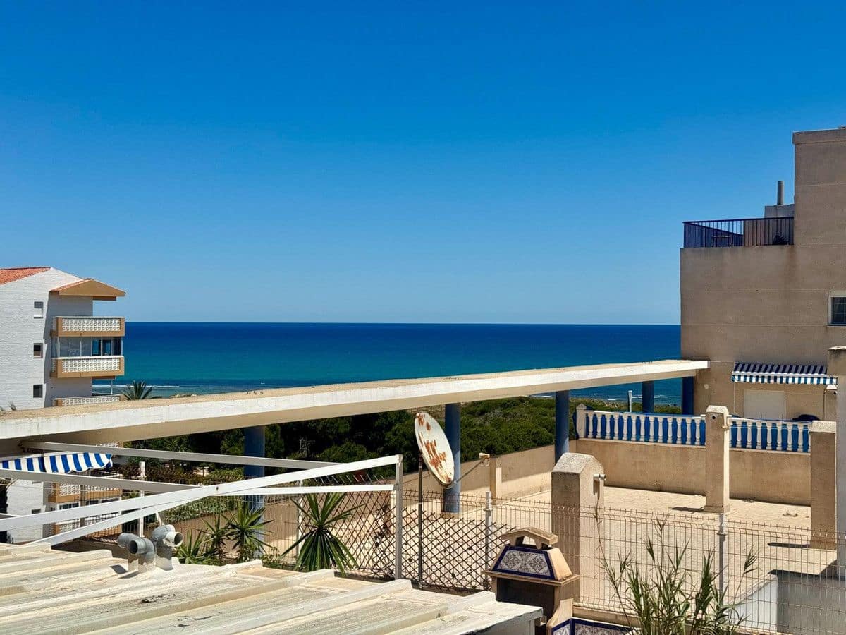 Apartamento de 2 habitaciones en Guardamar del Segura en venta con piscina - 172.900 € (Ref: 10022678)