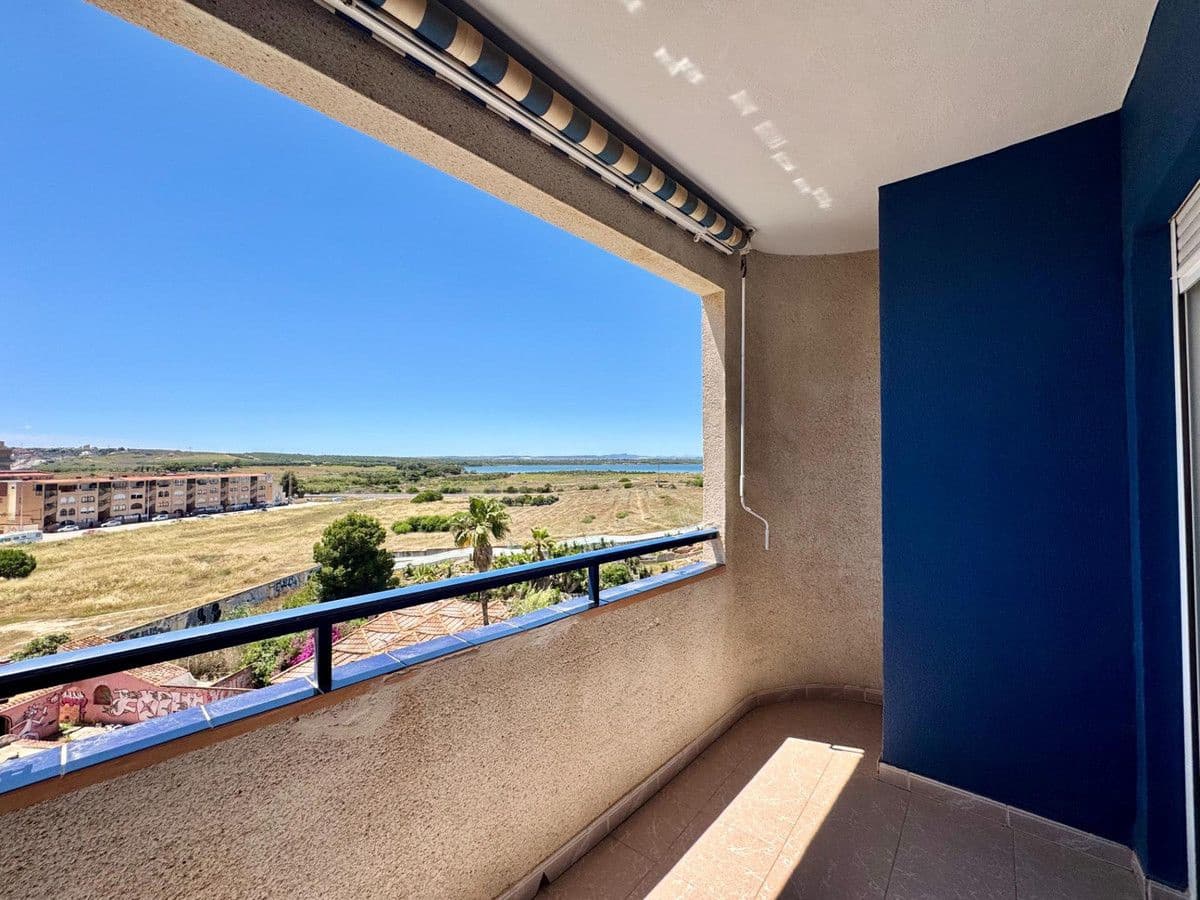 Apartamento de 2 habitaciones en Guardamar del Segura en venta con piscina - 172.900 € (Ref: 10022678)