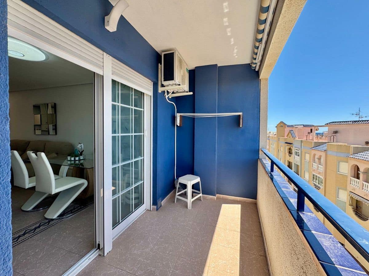 Apartamento de 2 habitaciones en Guardamar del Segura en venta con piscina - 172.900 € (Ref: 10022678)