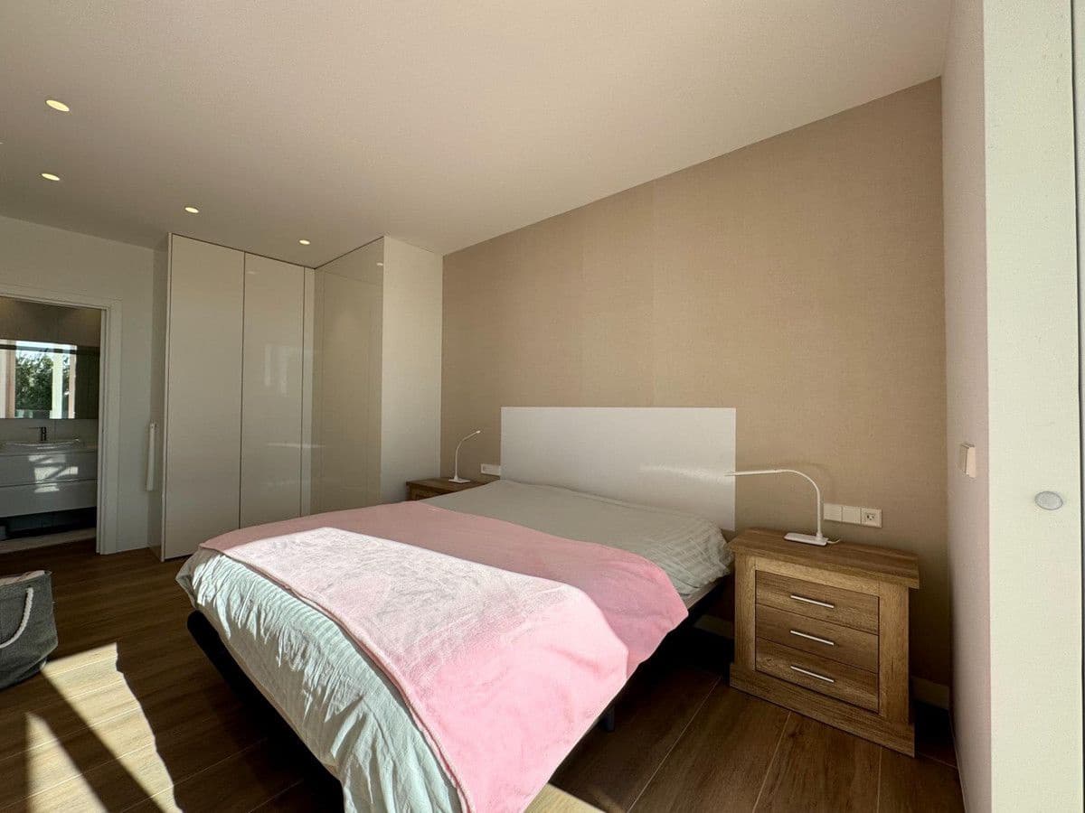 3 chambre Appartement à vendre à Las Colinas Golf avec piscine - 469 000 € (Ref: 10022685)