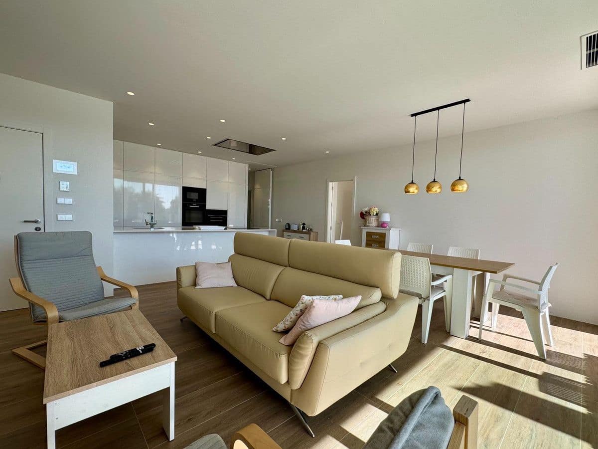 3 chambre Appartement à vendre à Las Colinas Golf avec piscine - 469 000 € (Ref: 10022685)
