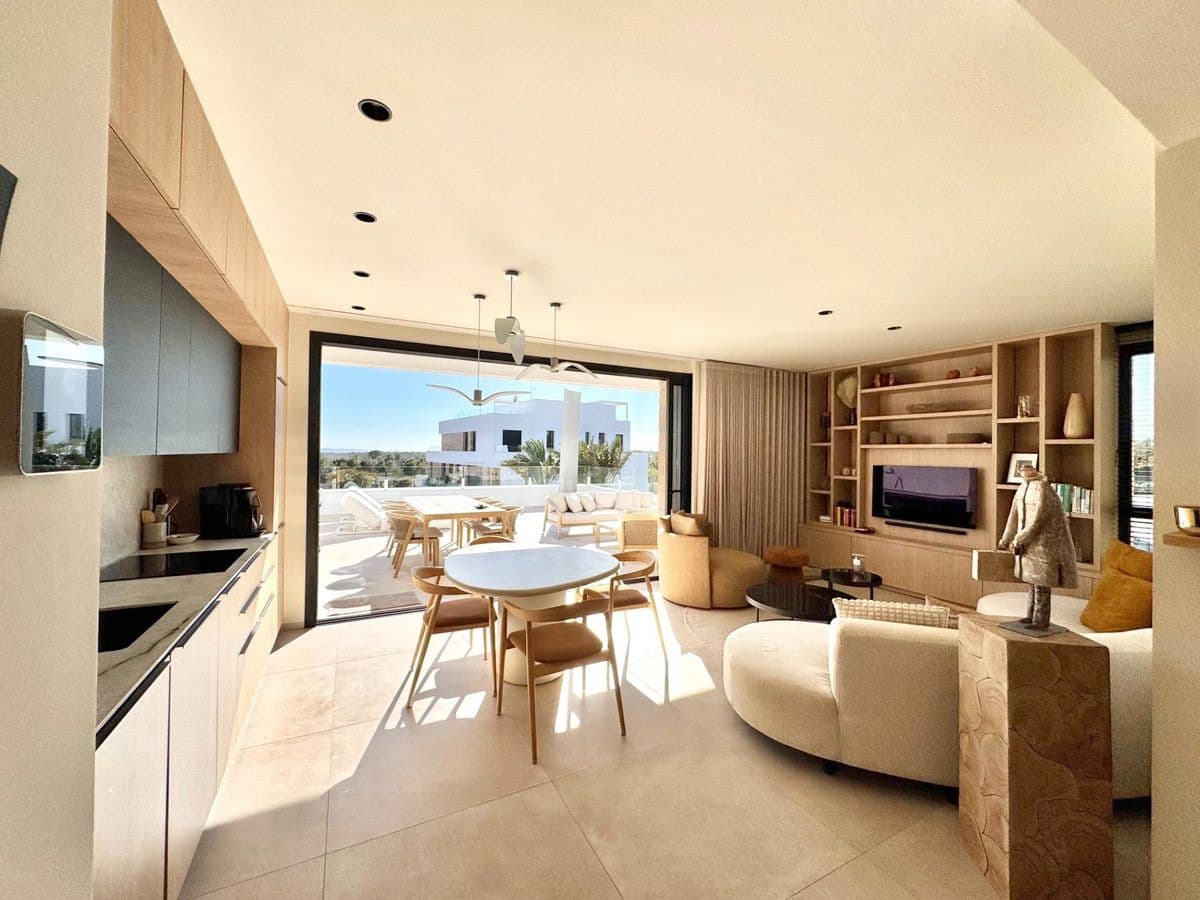 3 chambre Appartement à vendre à Las Colinas Golf avec piscine - 535 000 € (Ref: 10022686)