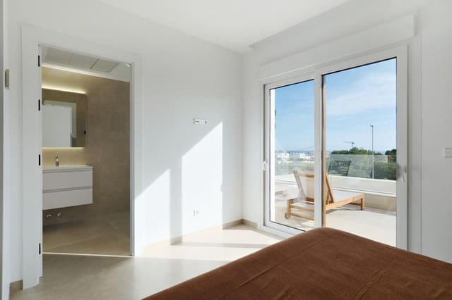Chalet de 3 habitaciones en Orihuela Costa, Orihuela en venta con piscina - 760.000 € (Ref: 10022687)