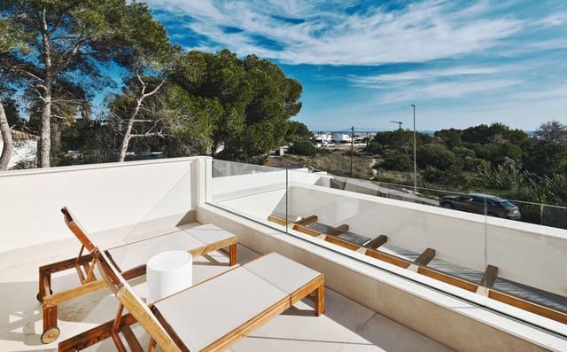Chalet de 3 habitaciones en Orihuela Costa, Orihuela en venta con piscina - 760.000 € (Ref: 10022687)