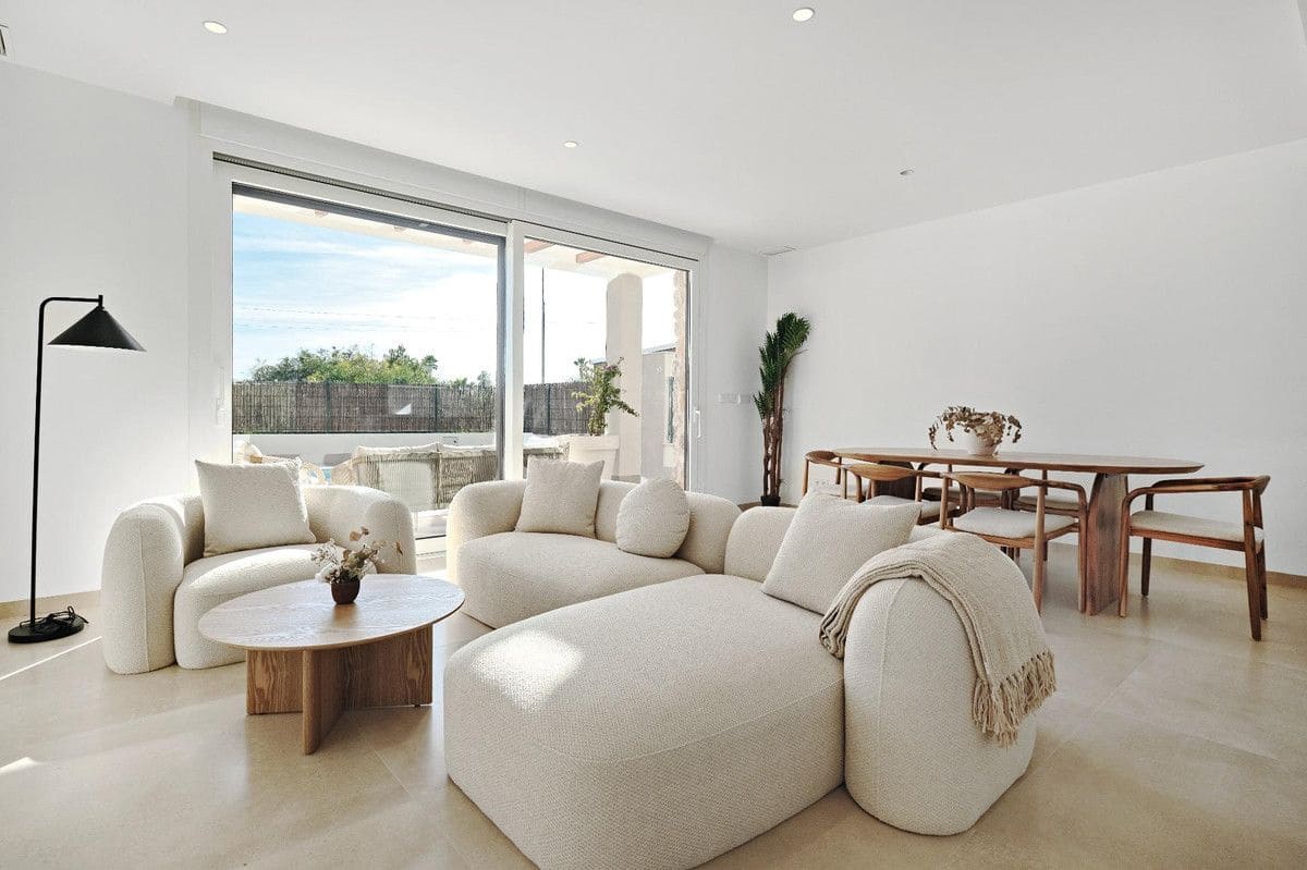 Chalet de 3 habitaciones en Orihuela Costa en venta con piscina - 760.000 € (Ref: 10022687)