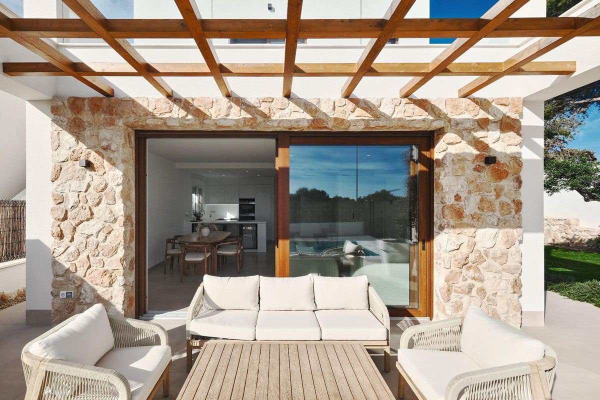 Chalet de 3 habitaciones en Orihuela Costa en venta con piscina - 760.000 € (Ref: 10022687)
