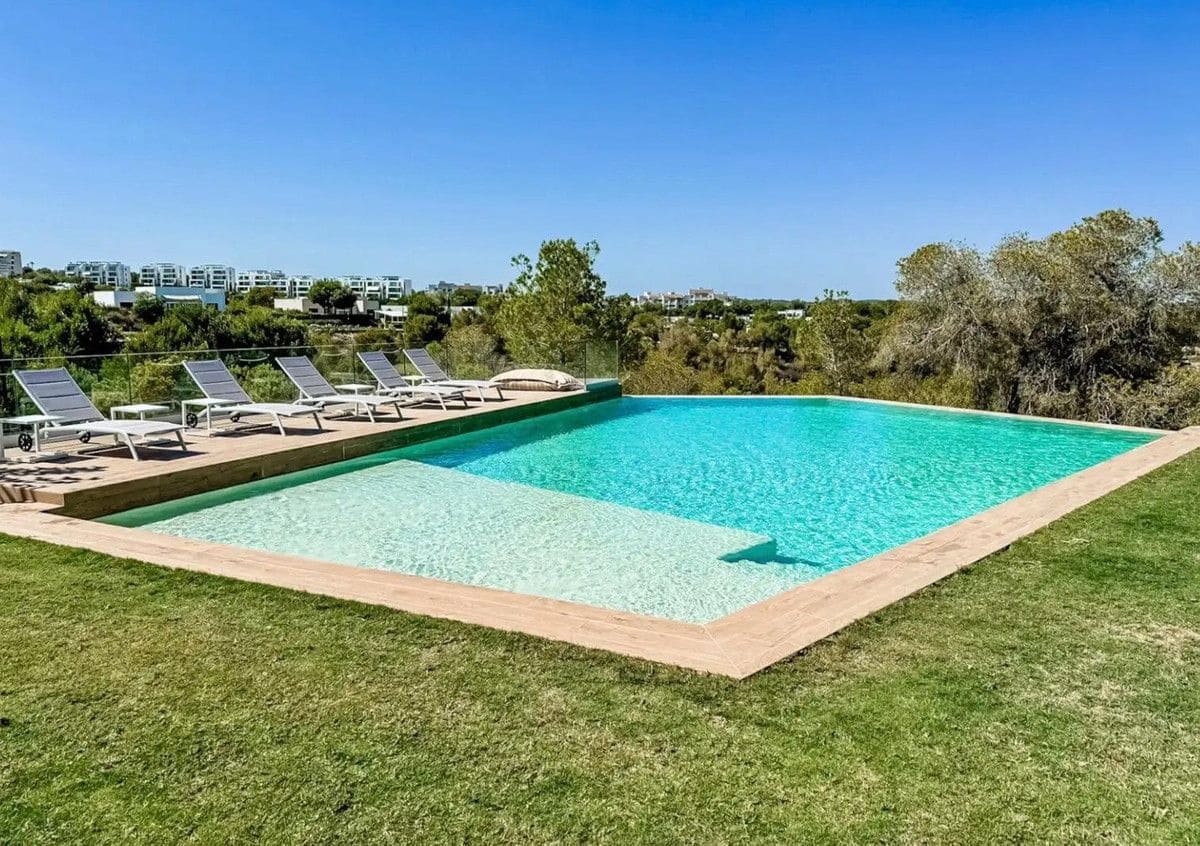 2 slaapkamer Appartement te koop in San Miguel de Salinas met zwembad - € 379.900 (Ref: 10022688)