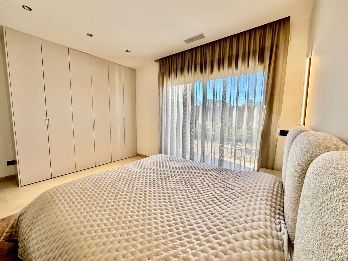 3 sypialnia Willa na sprzedaż w Las Colinas Golf - 1 030 000 € (Ref: 10022690)