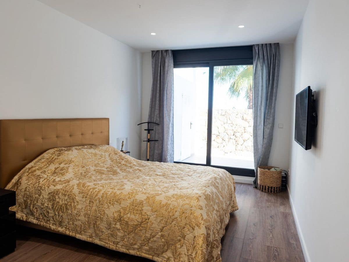 6 bedroom Villa for sale in Las Colinas Golf - € 1,990,000 (Ref: 10022691)