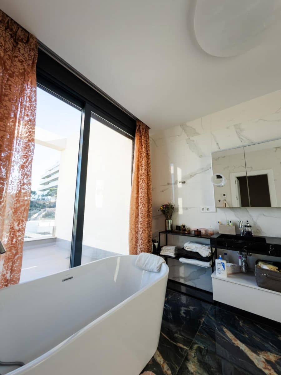 6 bedroom Villa for sale in Las Colinas Golf - € 1,990,000 (Ref: 10022691)