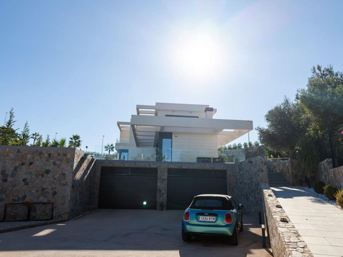 6 bedroom Villa for sale in Las Colinas Golf - € 1,990,000 (Ref: 10022691)