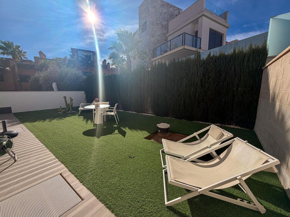 4 Zimmer Villa zu verkaufen in San Miguel de Salinas mit Pool - 580.000 € (Ref: 10022692)