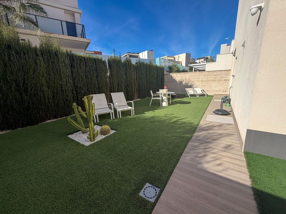 4 Zimmer Villa zu verkaufen in San Miguel de Salinas mit Pool - 580.000 € (Ref: 10022692)