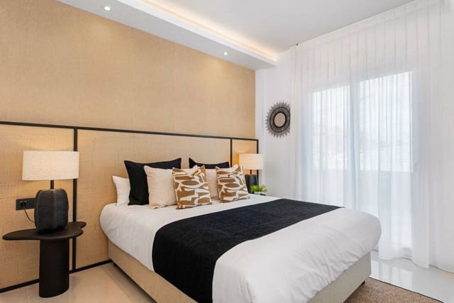 3 bedroom Apartment for sale in Rojales with pool - € 444,500 (Ref: 10022695)