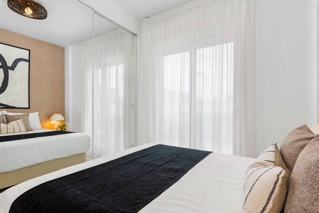 3 bedroom Apartment for sale in Rojales with pool - € 444,500 (Ref: 10022695)