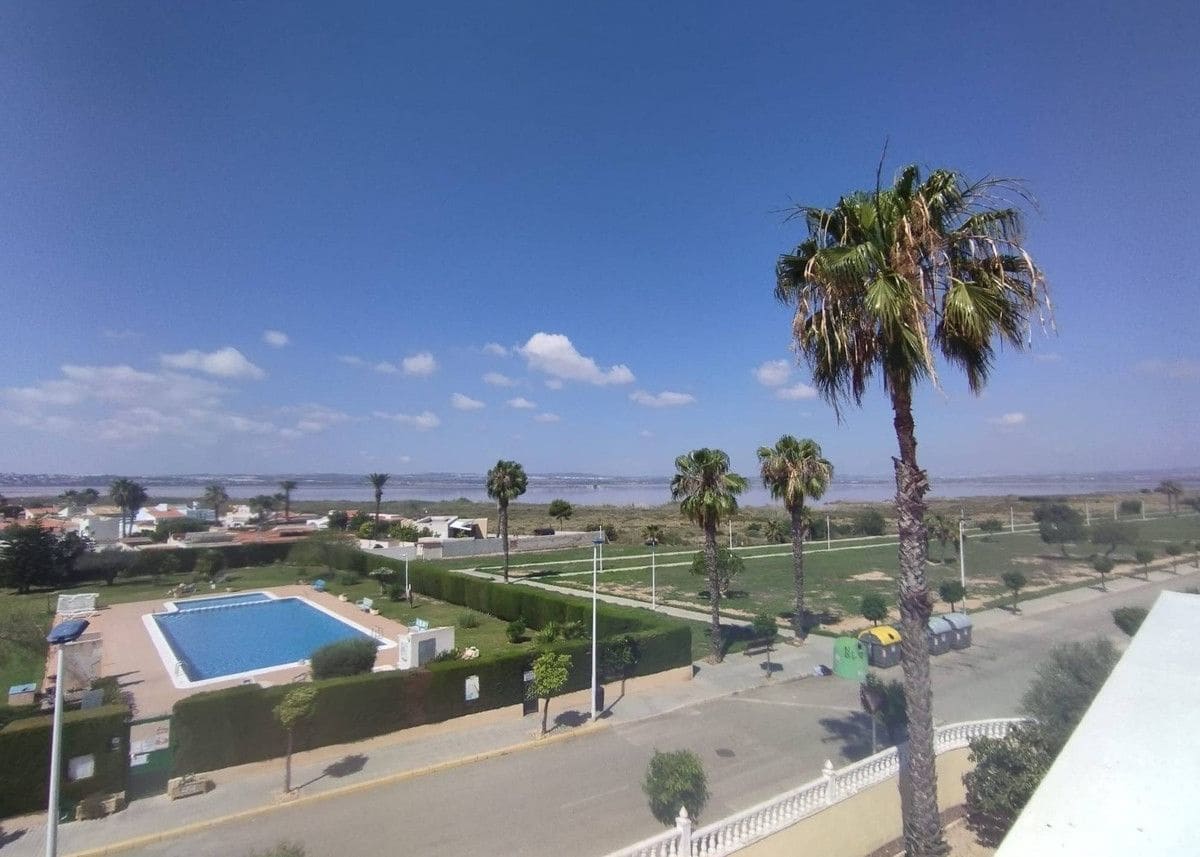 6 soverom Villa til salgs i Torrevieja med svømmebasseng - € 539 000 (Ref: 10022697)