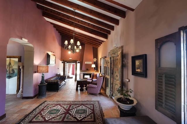 4 bedroom Finca/Country House for sale in Desamparados - Hurchillo - Torremendo, Orihuela - € 2,169,000 (Ref: 10022699)