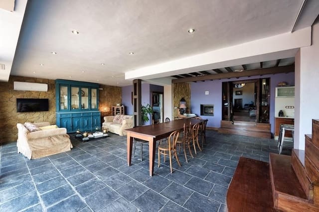 4 bedroom Finca/Country House for sale in Desamparados - Hurchillo - Torremendo, Orihuela - € 2,169,000 (Ref: 10022699)
