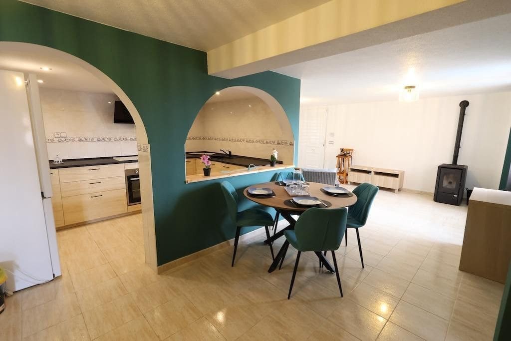 5 bedroom Villa for sale in Orihuela Costa with pool - € 385,000 (Ref: 10022707)