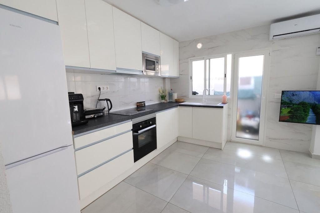 3 soverom Leilighet til salgs i Torrevieja - € 229 000 (Ref: 10022710)