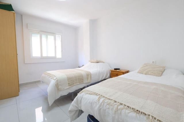 3 soveværelse Lejlighed til salg i Playa de los Náufragos, Torrevieja - € 229.000 (Ref: 10022710)