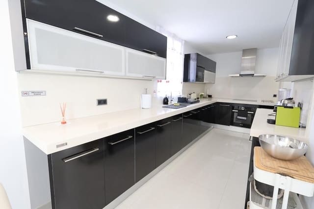 4 camera da letto Villa in vendita in Cabo Roig, Orihuela - 990.000 € (Rif: 10022723)