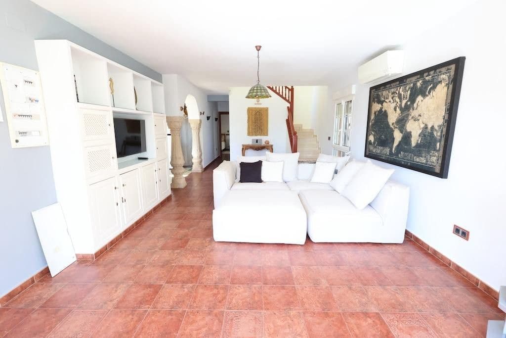 4 sypialnia Willa na sprzedaż w Orihuela Costa - 699 000 € (Ref: 10022729)