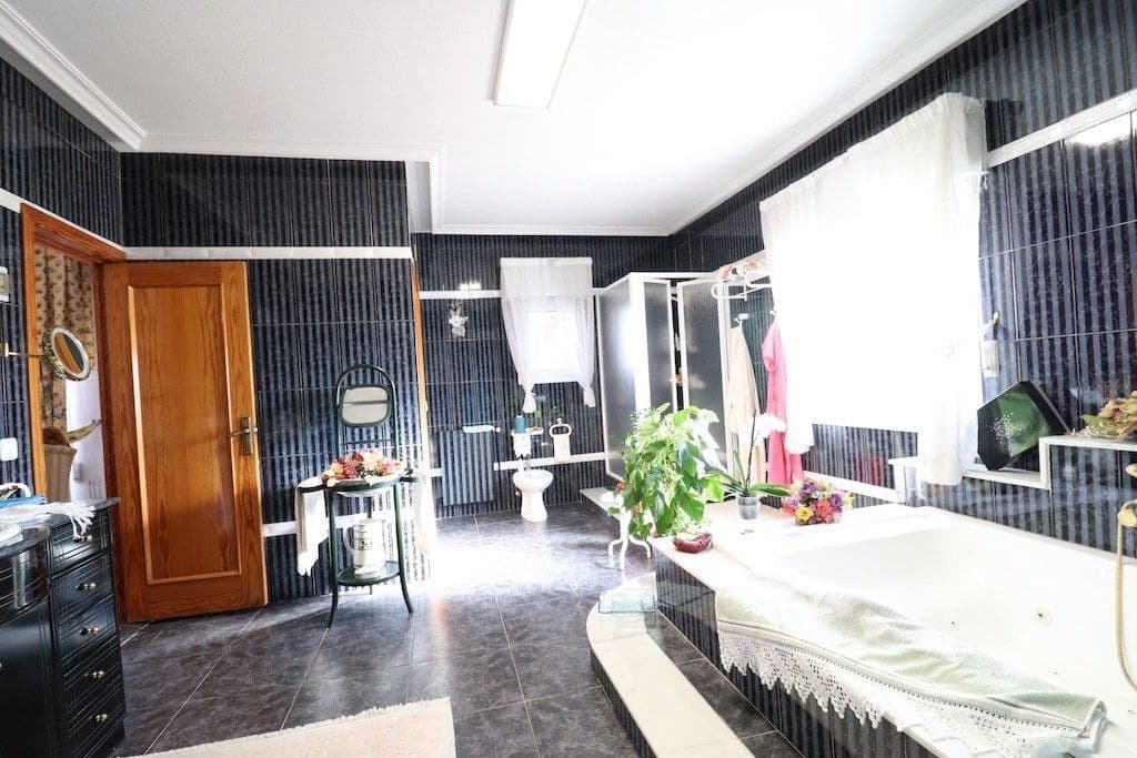 5 soverom Villa til salgs i San Luis - € 850 000 (Ref: 10022733)