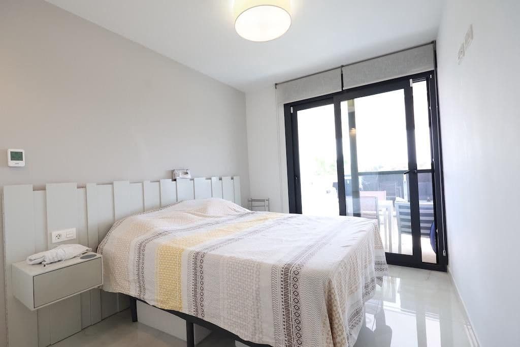 2 makuuhuone Huoneisto myytävänä paikassa La Chismosa mukana uima-altaan - 269 000 € (Ref: 10022737)