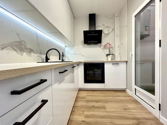 3 sypialnia Dom na sprzedaż w La Florida, Orihuela z basenem - 279 000 € (Ref: 10022746)