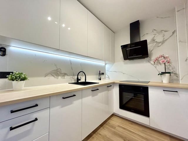 3 sypialnia Dom na sprzedaż w La Florida, Orihuela z basenem - 279 000 € (Ref: 10022746)