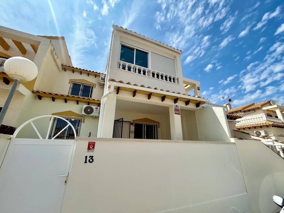3 sypialnia Dom na sprzedaż w La Florida z basenem - 279 000 € (Ref: 10022746)